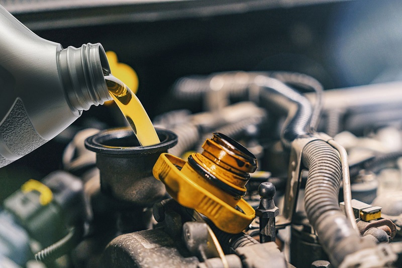 Troubles That Can Be Addressed with an Oil Change