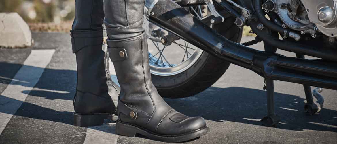 Things to Consider While Buying Motorcycle Boots