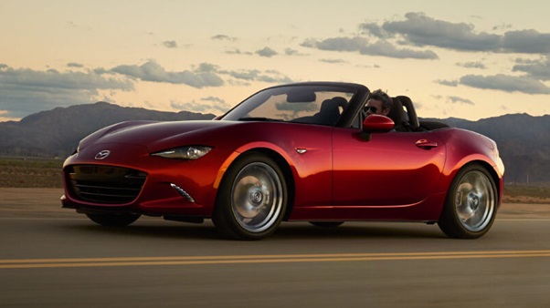 Why the 2021 Mazda MX-5 Miata is Considered an Icon of Sports Car Segment?