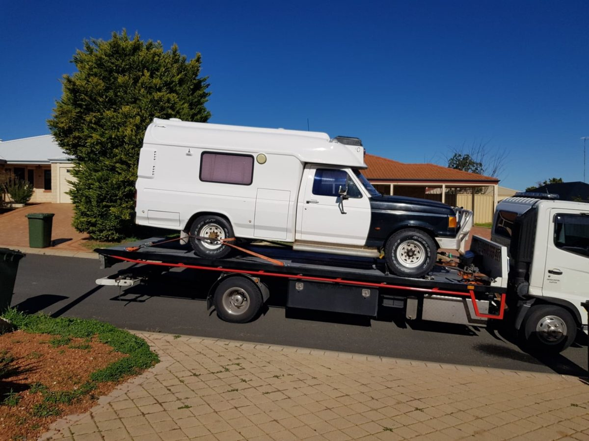 Get immediate solutions for car towing!