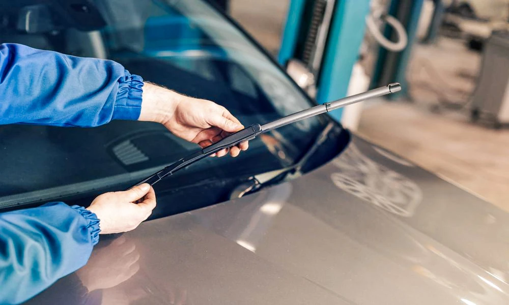How to Choose the Right Wiper Blades for Your Car